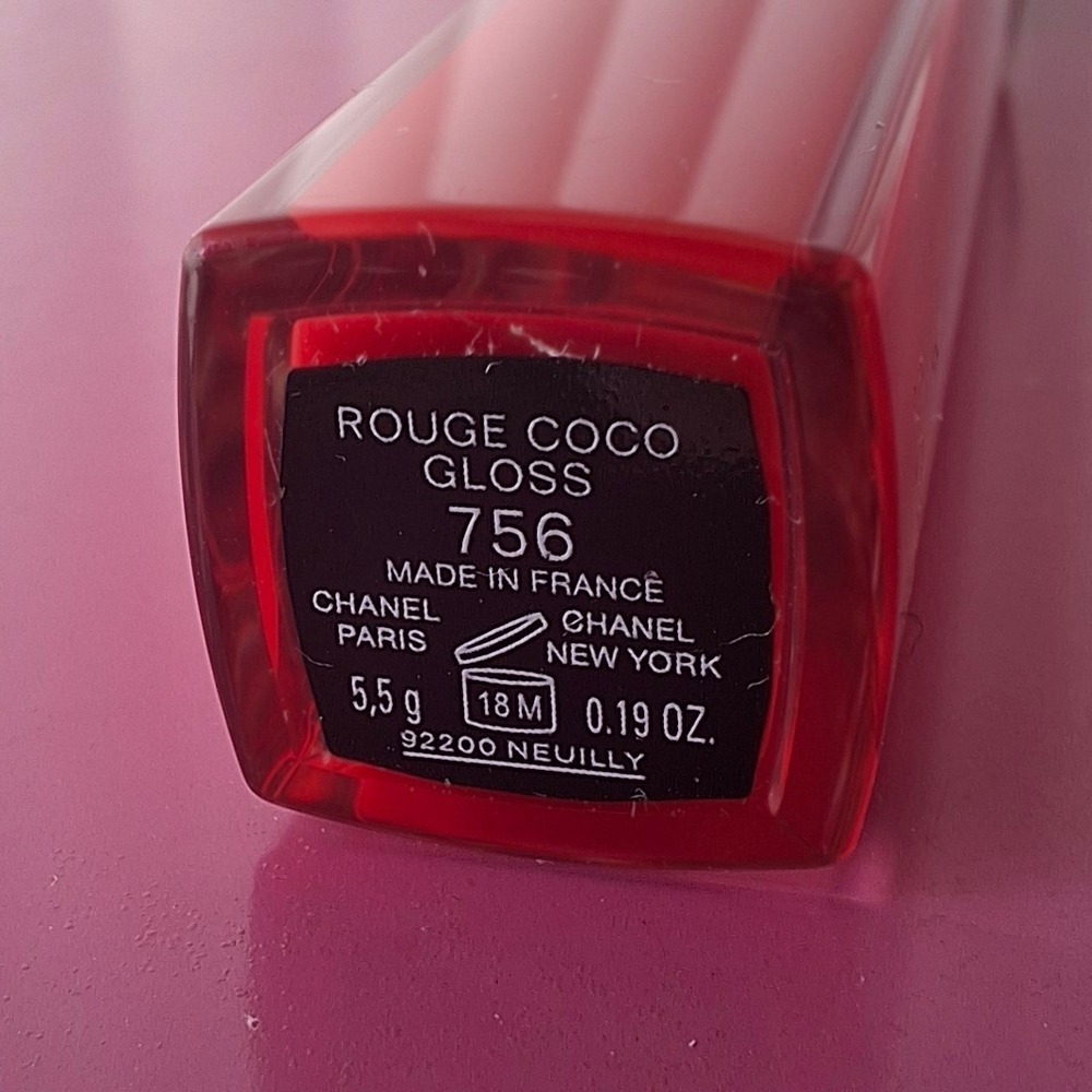 Chanel Rouge Coco Gloss 756 Chilli Red Lip Gloss 0.19 oz - Picture 2 of 5